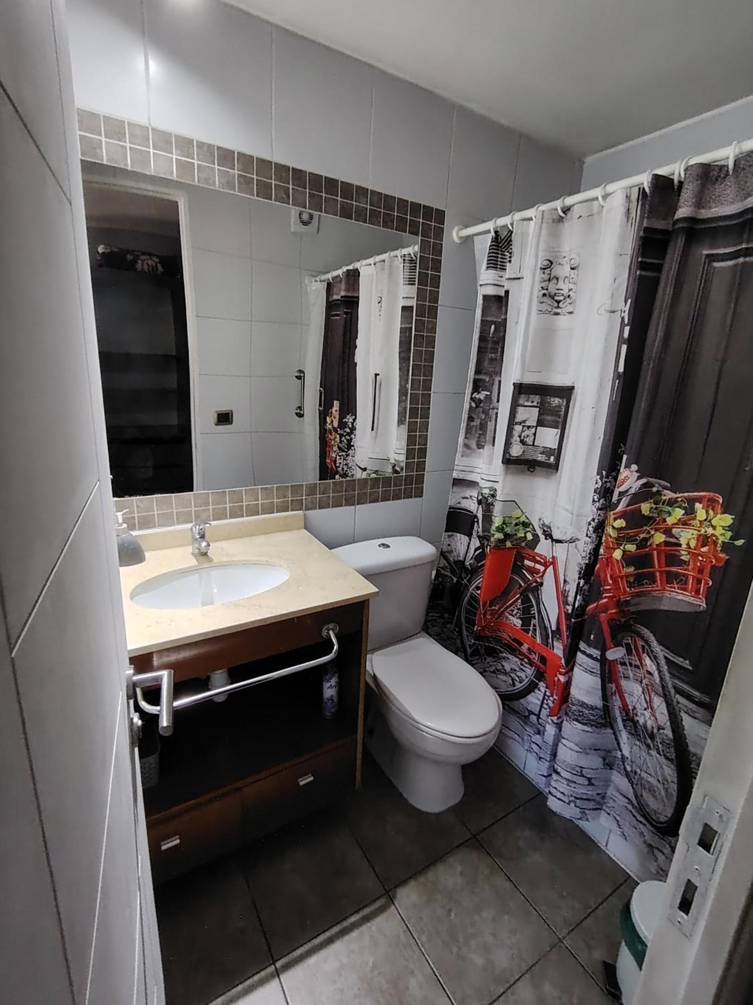 Apartamento Depto Excelente Ubicacion Metro, Barrio Paris Londres-centro *